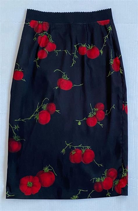 fake dolce&gabbana red dolce & gabbana tomato-print skirt buy|authentic dolce gabbana.